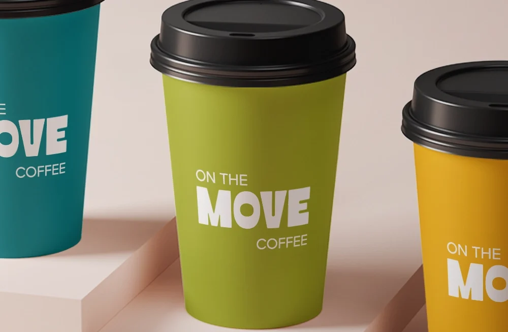 Proyecto de branding con la marca On The Move, plataforma de experiencias móviles.