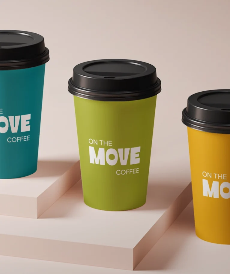Proyecto de branding con la marca On The Move, plataforma de experiencias móviles.